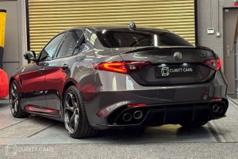 Alfa Romeo Giulia 2.9 V6 Bi-Turbo Quadrifoglio Auto Euro 6 (s/s) 4dr