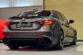 Alfa Romeo Giulia 2.9 V6 Bi-Turbo Quadrifoglio Auto Euro 6 (s/s) 4dr