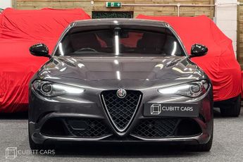 Alfa Romeo Giulia 2.9 V6 Bi-Turbo Quadrifoglio Auto Euro 6 (s/s) 4dr