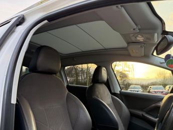 Peugeot 2008 1.6 BlueHDi Feline Euro 6 (s/s) 5dr (Calima)