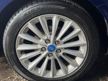 Ford Focus 2.0 TDCi Titanium X Powershift Euro 6 (s/s) 5dr