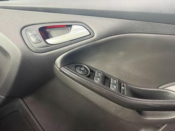 Ford Focus 2.0 TDCi Titanium X Powershift Euro 6 (s/s) 5dr
