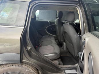 MINI Countryman 1.6 Cooper D Euro 5 (s/s) 5dr
