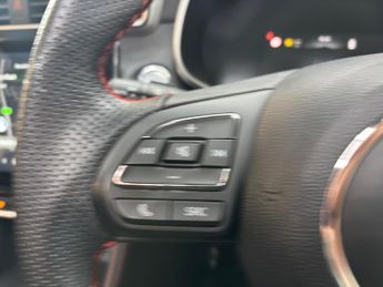 MG MG ZS 51.1kWh Trophy Connect Auto 5dr