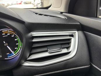 MG MG5 61.1kWh Exclusive Long Range Auto 5dr