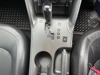 Hyundai ix35 2.0 CRDi Premium Auto 4WD Euro 5 5dr