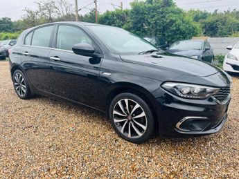 Fiat Tipo 1.6 MultiJetII Lounge Euro 6 (s/s) 5dr