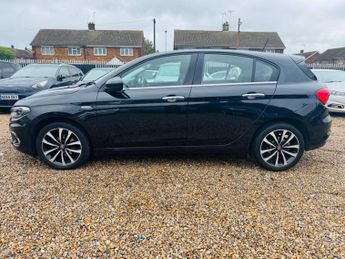 Fiat Tipo 1.6 MultiJetII Lounge Euro 6 (s/s) 5dr
