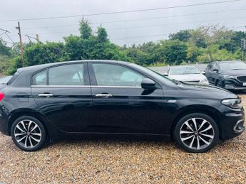 Fiat Tipo 1.6 MultiJetII Lounge Euro 6 (s/s) 5dr