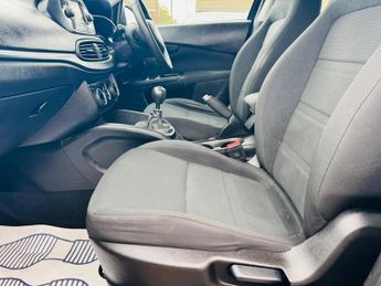 Fiat Tipo 1.6 MultiJetII Lounge Euro 6 (s/s) 5dr