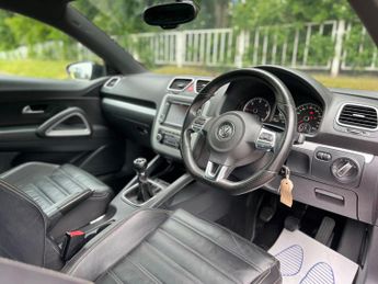 Volkswagen Scirocco 2.0 TDI BlueMotion Tech GT Euro 5 (s/s) 3dr