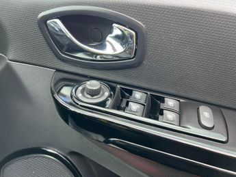 Renault Clio 1.5 dCi Dynamique S MediaNav EDC Euro 5 5dr