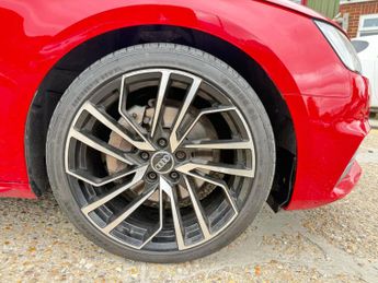 Audi A4 Avant 2.0 TDI S line S Tronic quattro Euro 6 (s/s) 5dr
