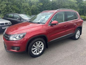 Volkswagen Tiguan 2.0 TSI SE DSG 4WD Euro 5 5dr