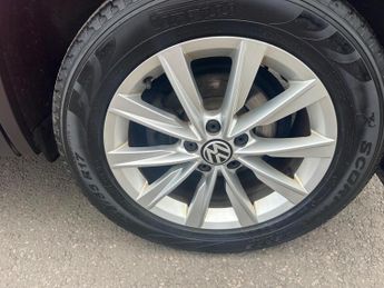 Volkswagen Tiguan 2.0 TSI SE DSG 4WD Euro 5 5dr