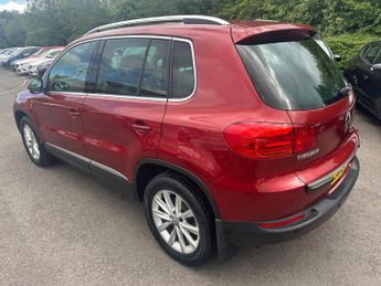 Volkswagen Tiguan 2.0 TSI SE DSG 4WD Euro 5 5dr