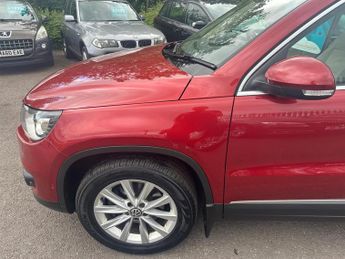 Volkswagen Tiguan 2.0 TSI SE DSG 4WD Euro 5 5dr