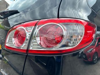 Hyundai Santa Fe 2.2 CRDi Style SUV 5dr Diesel Auto 4WD Euro 5 (5 seat) (194 bhp)