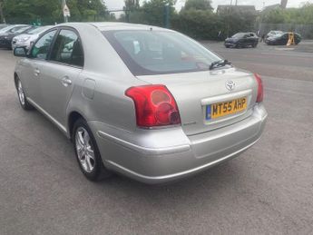 Toyota Avensis 1.8 VVT-i Colour Collection 5dr