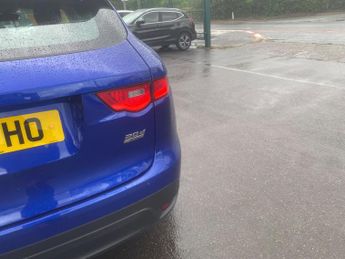 Jaguar F-PACE 2.0 D180 Portfolio Auto AWD Euro 6 (s/s) 5dr