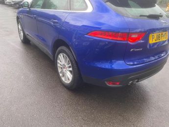 Jaguar F-PACE 2.0 D180 Portfolio Auto AWD Euro 6 (s/s) 5dr