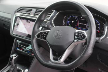 Volkswagen Tiguan 1.5 TSI R-Line DSG Euro 6 (s/s) 5dr