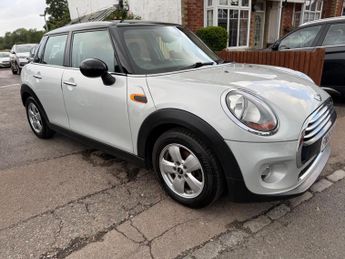 MINI Hatch 1.5 Cooper Euro 6 (s/s) 5dr