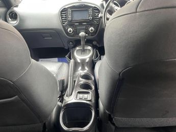 Nissan Juke 1.6 Tekna SUV 5dr Petrol XTRON Euro 5 (117 ps)