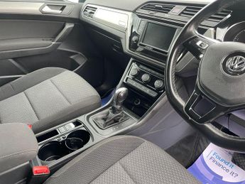 Volkswagen Touran 1.6 TDI BlueMotion Tech SE MPV 5dr Diesel DSG Euro 6 (s/s) (110 