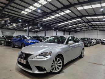 Lexus IS 2.5 300h Executive Edition E-CVT Euro 6 (s/s) 4dr