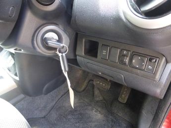 Nissan Note 1.6 16V n-tec Auto Euro 5 5dr