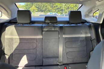 Citroen e-C4 X 50kWh e-series Fastback Auto 4dr (7.4kW Charger)