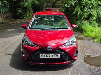 Toyota Yaris 1.5 VVT-h Icon Tech E-CVT Euro 6 (s/s) 5dr