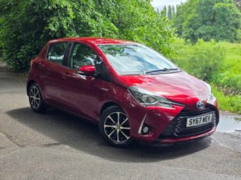Toyota Yaris 1.5 VVT-h Icon Tech E-CVT Euro 6 (s/s) 5dr