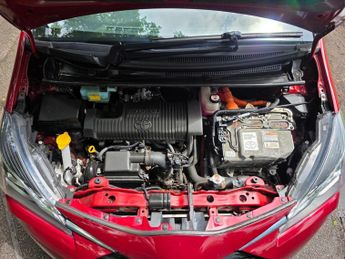 Toyota Yaris 1.5 VVT-h Icon Tech E-CVT Euro 6 (s/s) 5dr