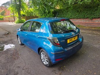 Toyota Yaris 1.33 Dual VVT-i Icon Plus Multidrive S Euro 5 5dr