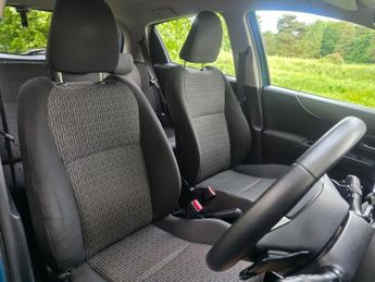Toyota Yaris 1.33 Dual VVT-i Icon Plus Multidrive S Euro 5 5dr