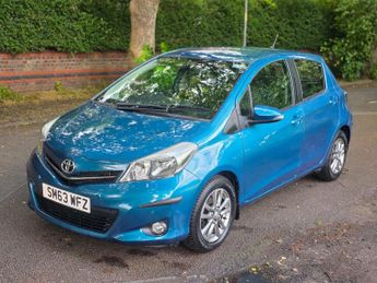 Toyota Yaris 1.33 Dual VVT-i Icon Plus Multidrive S Euro 5 5dr