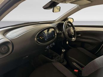 Toyota Aygo X 1.0 VVT-i Pure Hatchback 5dr Petrol Manual Euro 6 (s/s) (72 ps)