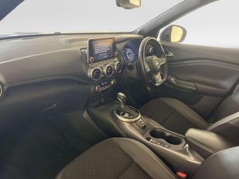 Nissan Juke 1.6 N-Connecta SUV 5dr Petrol Hybrid Auto Euro 6 (143 ps)