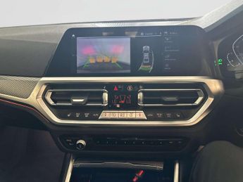 BMW 3 Series 2.0 330e 12kWh M Sport Saloon 4dr Petrol Plug-in Hybrid Auto Eur