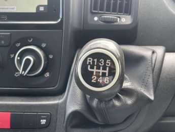 Citroen Relay 2.2 BlueHDi 35 Enterprise Edition Panel Van 5dr Diesel Manual L4