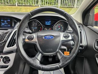 Ford Focus 1.6 TDCi Zetec Euro 5 (s/s) 5dr