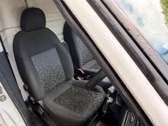 Vauxhall Combo 1.3 CDTi 2000 ecoFLEX 16v Sportive FWD L1 H1 (s/s) 3dr