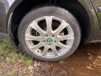 Skoda Octavia 2.0 TDI Laurin & Klement DSG Euro 4 5dr