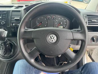 Volkswagen Campervan 2.5 TDi T30 SE Auto L3 H1