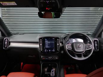 Volvo XC40 2.0 T5 Inscription Pro SUV 5dr Petrol Auto AWD Euro 6 (s/s) (247