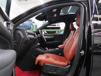 Volvo XC40 2.0 T5 Inscription Pro SUV 5dr Petrol Auto AWD Euro 6 (s/s) (247
