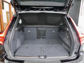 Volvo XC40 2.0 T5 Inscription Pro SUV 5dr Petrol Auto AWD Euro 6 (s/s) (247