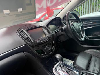Vauxhall Insignia 2.0 CDTi Elite Nav Hatchback 5dr Diesel Auto Euro 6 (170 ps)